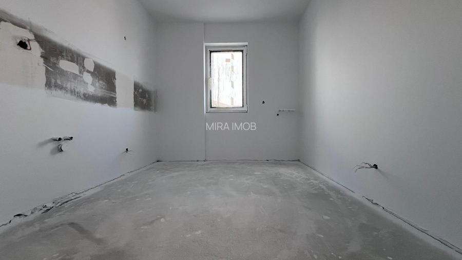 Bloc Boutique-3Etaje-2Camere - 4