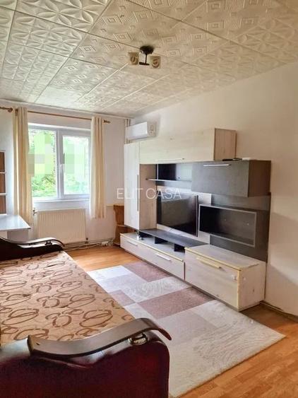 Apartament cu 2 camere, etaj 3/4, zona Podu Ros - 2