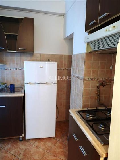 Garsoniera in Ploiesti, zona ultracentrala - 7