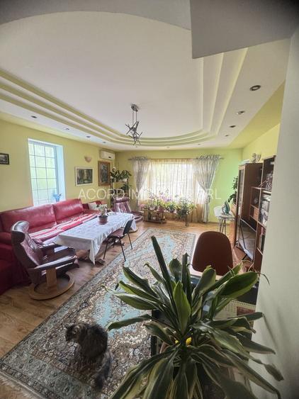 Casa de vanzare KM 4-5 D+M - 3