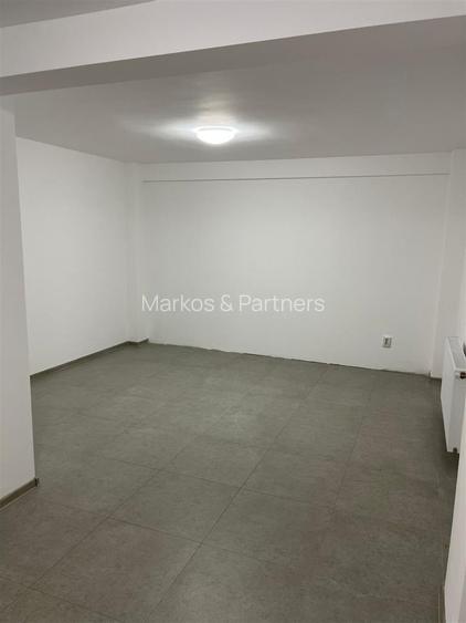 Spatiu comercial generos | 140mp | vitrina mare | 4 parcari | zona excelenta - 3