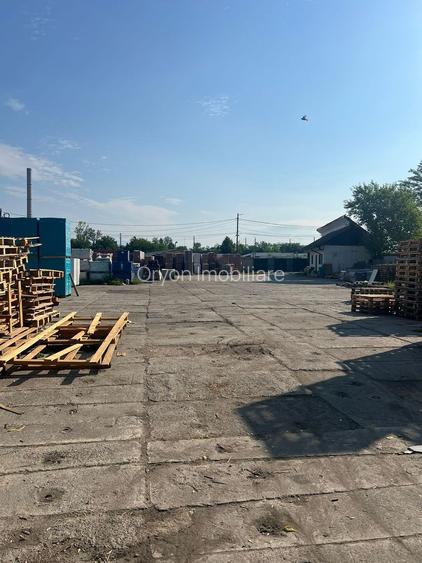 Halǎ industrialǎ + platformǎ betonatǎ, zona Sud - 6