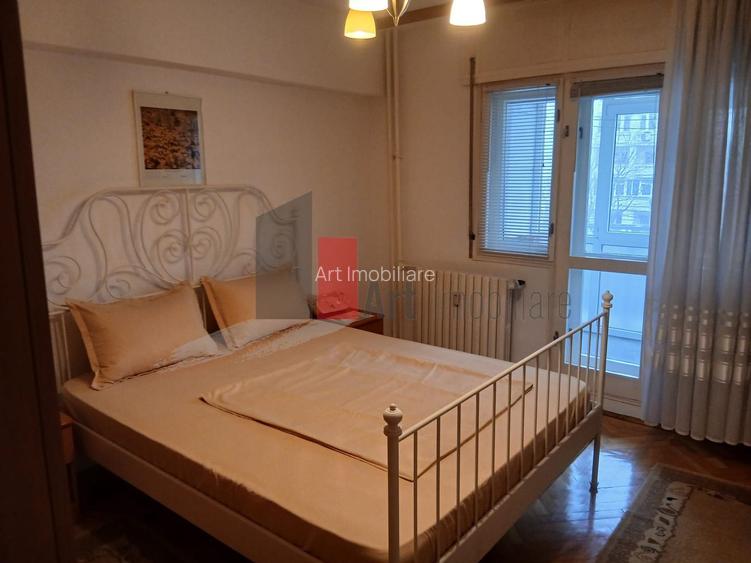 Inchiriere 3 Camere Decebal - 2