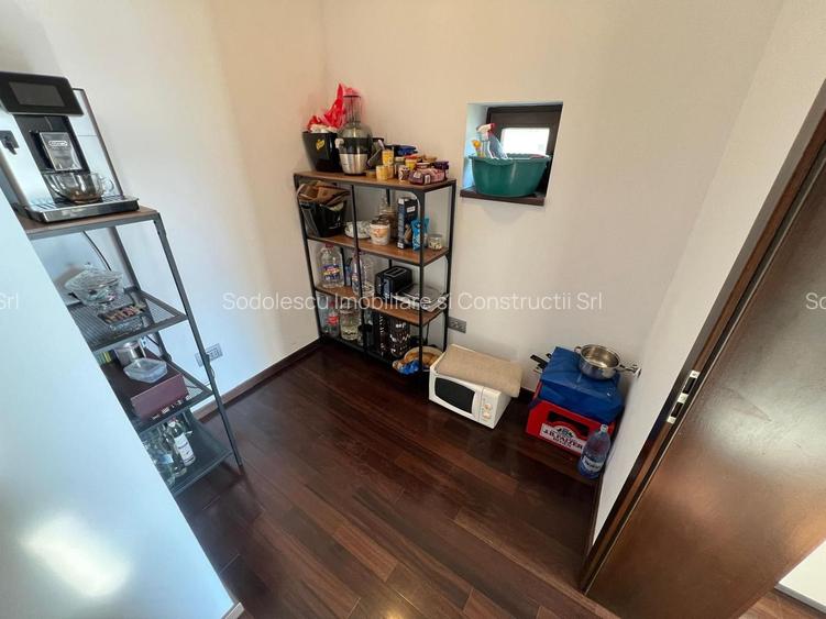 Vila superba cu piscina si anexa camera hobby - 5