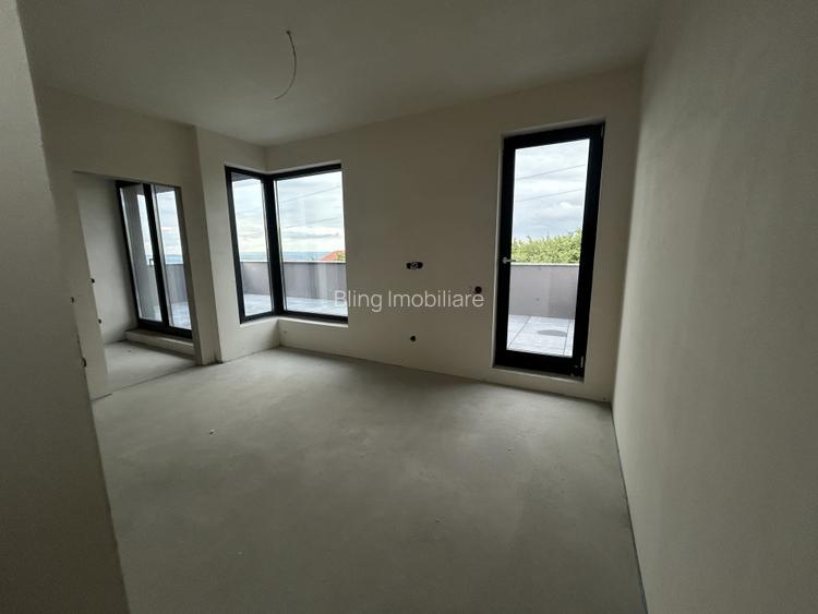 Casa tip duplex semifinisat , 180 mp utili , 400 mp teren zona Faget  - 11