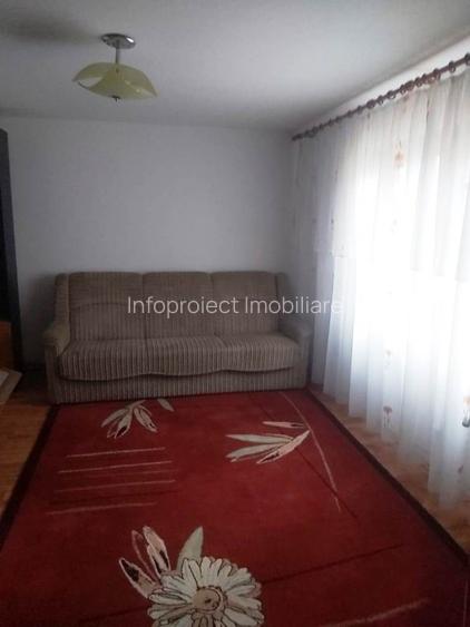 Casă din cărămidă, zonă de deal la Pârscov - 12