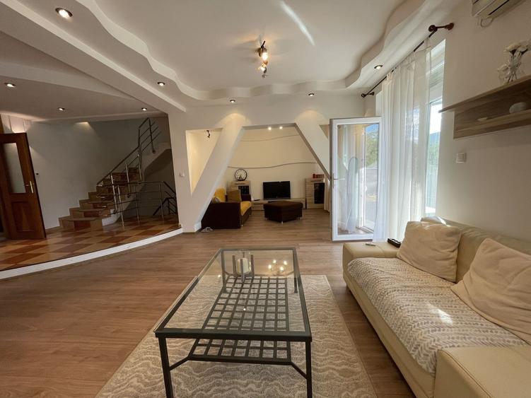 Casa spatioasa cu spatiu de relaxare-zona Blascovici