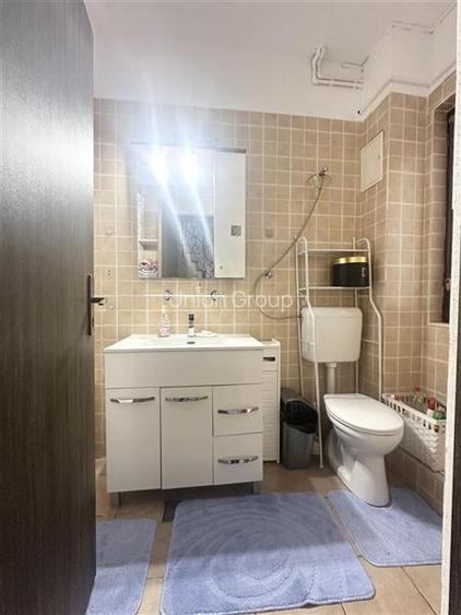 Casa Spatioasa cu Teren de 1000 mp | Poiana - 22