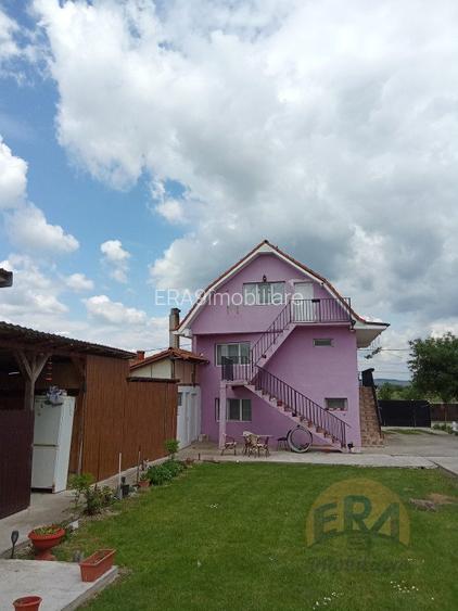 Casa Sacadat, Str. Principala - 2