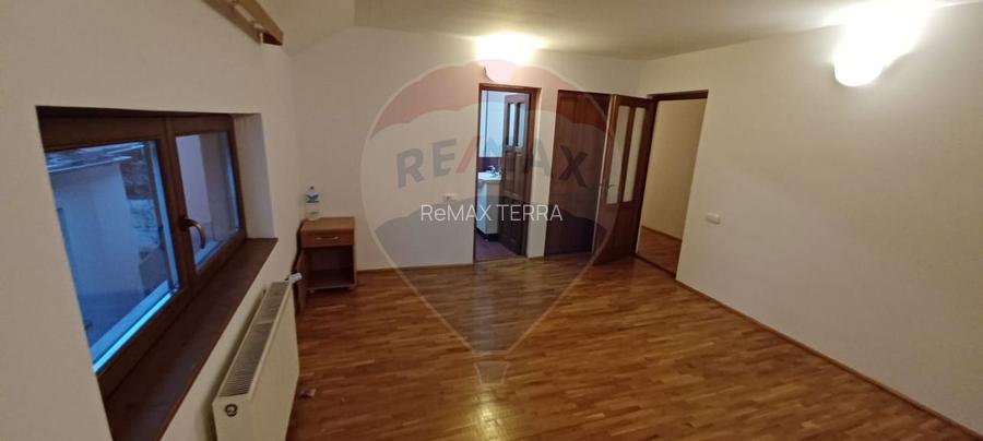 DE INCHIRIAT: Casă / Vilă P+1 - Zona Centrala BAIA MARE - 13