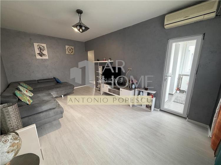 Apartament 3 camere, decomandat, Ploiesti, Democratiei/ Bd. Castanilor - 18