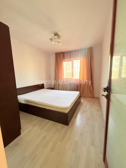 NICOLINA, STR. LIBERTATII, 3 CAMERE DECOMANDAT, ET 2 - 13