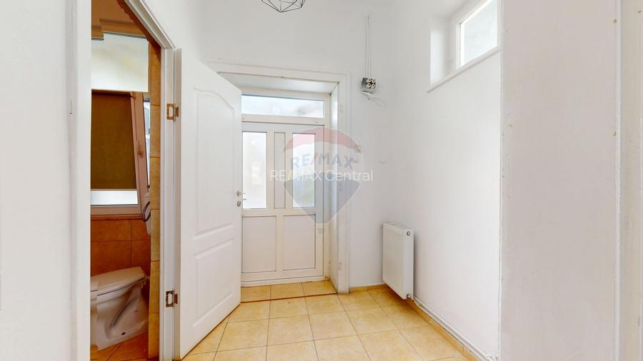 Închiriere imobil Brașov, zonă centrală, strada Aurel Vlaicu, curte - 23