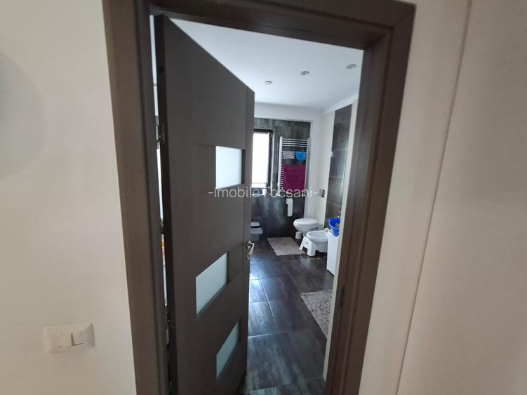 Apartament premium cu 3 camere - curte privata - 89mp - 7