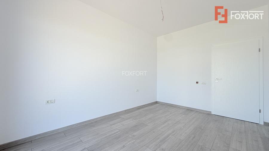 Duplex cu 5 camere de 128 mp utili si teren de 370 mp, zona Giarmata Vii - 11