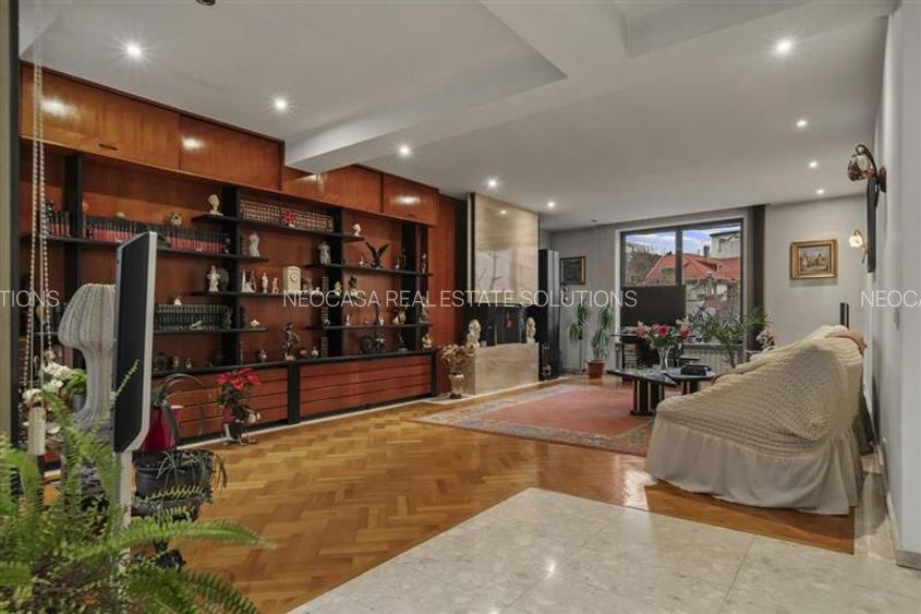 VILA CU SPATII GENEROASE IN DOROBANTI CU LIVING DE 75 MP SI TERASE DE 100 MP - 6