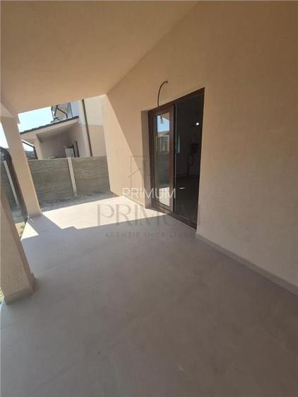 Duplex superb - zona foarte buna - toate utilitatile - gata de mutat - 21