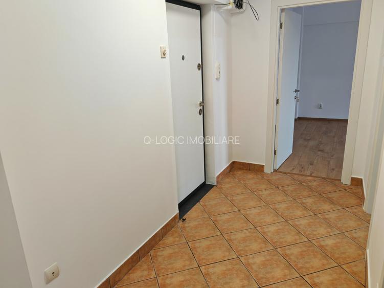Apartament 2 camere zona Centrul Civic - 18