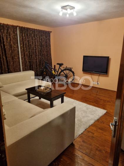 Apartament pretabil pentru afacerea ta 2 camere decomandat  Parter - 2