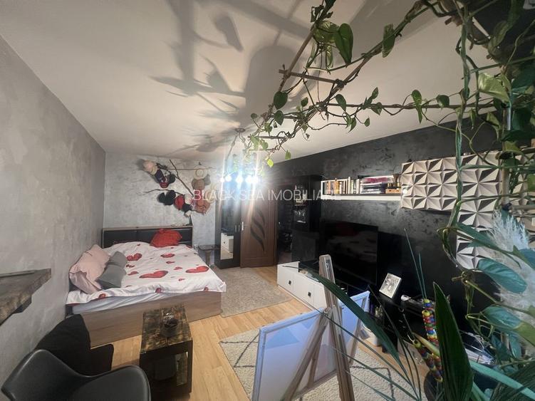 Apartament 2 camere de vanzare zona Tomis Nord - decomandat - 6