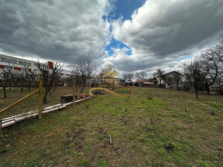 Teren Magura 2000 mp - intravilan -str. Intre Vii / Bacau - 5