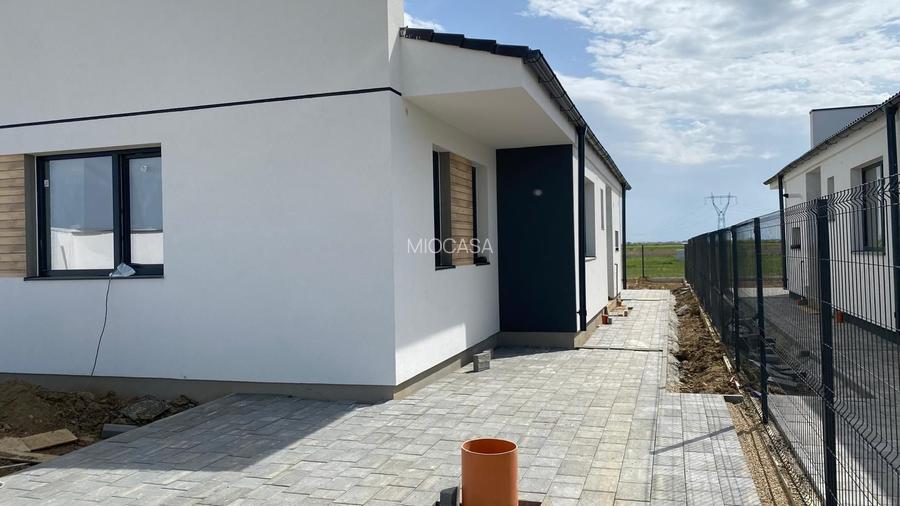 Comision 0%. Duplex pe parter.  Panouri solare.  328 mp teren.  La cheie. - 5