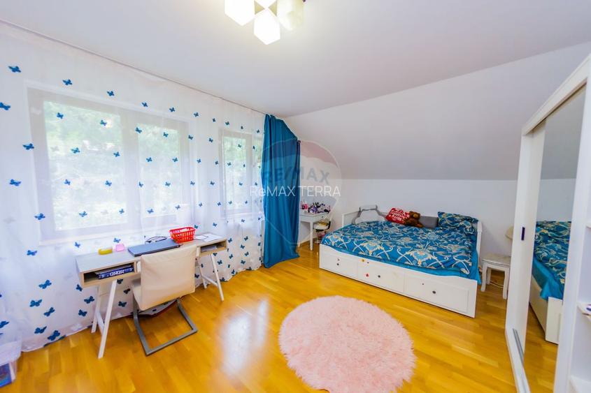 Casa De Vanzare-CEA MAI FRUMOASA PRIVELISTE SPRE BAIA MARE - 14