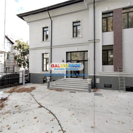 De vanzare VILA cu 26 camere + TEREN 450 mp ULTRACENTRAL 2800000 EURO - 6