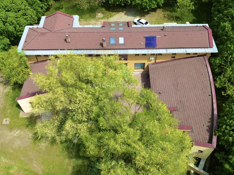 Domeniu privat, resedinta ampla 8.000 mp teren, posibil extindere la 28.812 mp! - 39