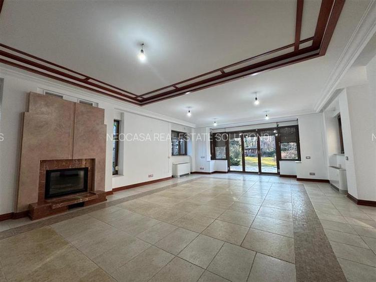 VILA IMPRESIONANTA LANGA PADURE // PISICINA INTERIOARA // TEREN 1700 MP - 14