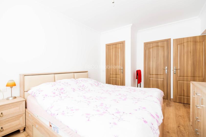 Casa in Sanmartin, zona Beverly Hills - 3