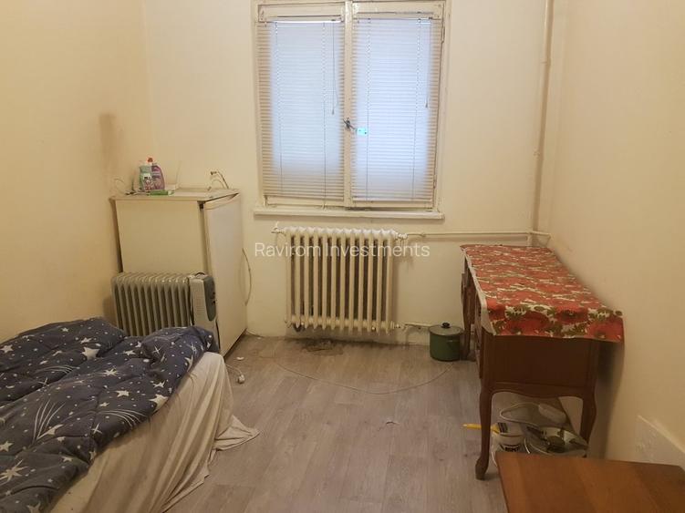 Garsoniera confort trei, in bloc de garsoniere, semimobilata, pe Stadionului 5 - 7