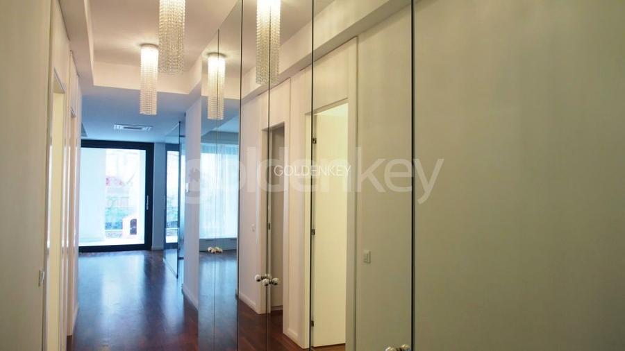 Apartament superb cu 3 camere, gradina si piscina - 11