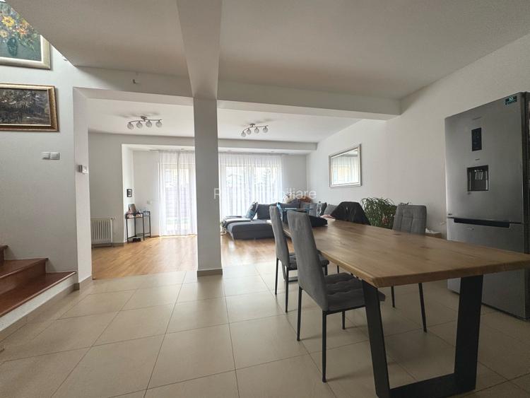 Casa in sistem cuplat, finisata modern, Buna Ziua - 5