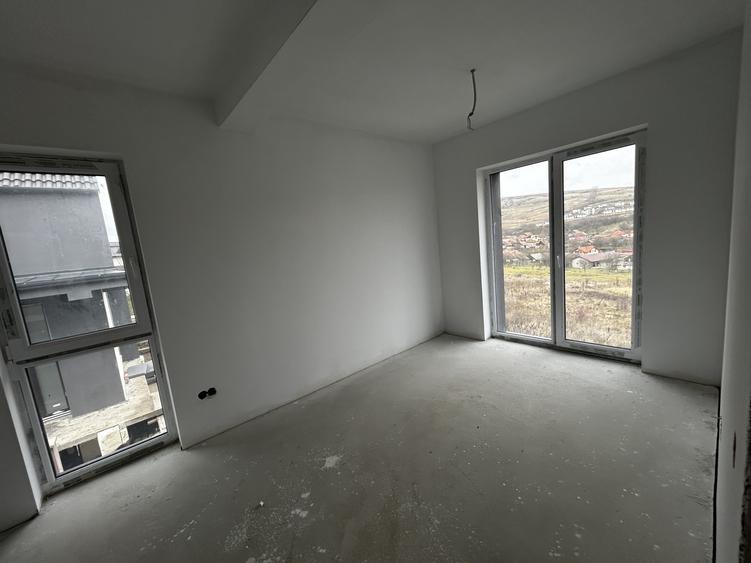 Casa Individuala in Chinteni 700mp teren zona str Crangului