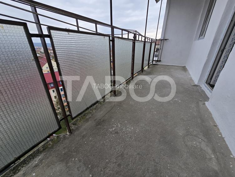 Apartament decomandat de vanzare cu 3 camere balcon zona Mihai Viteazu - 4