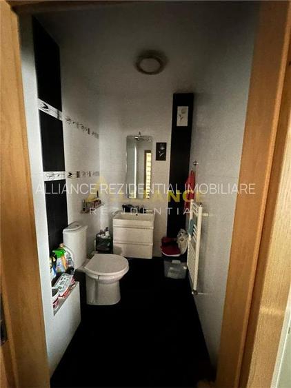 SUDULUI] Casa individuala cu 4 camere | 3 bai - Teren 160 mp - - 29