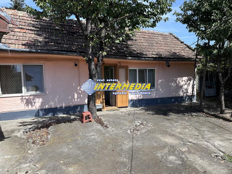 Casa de vanzare Centru 3 camere cu toate utilitatile - 4