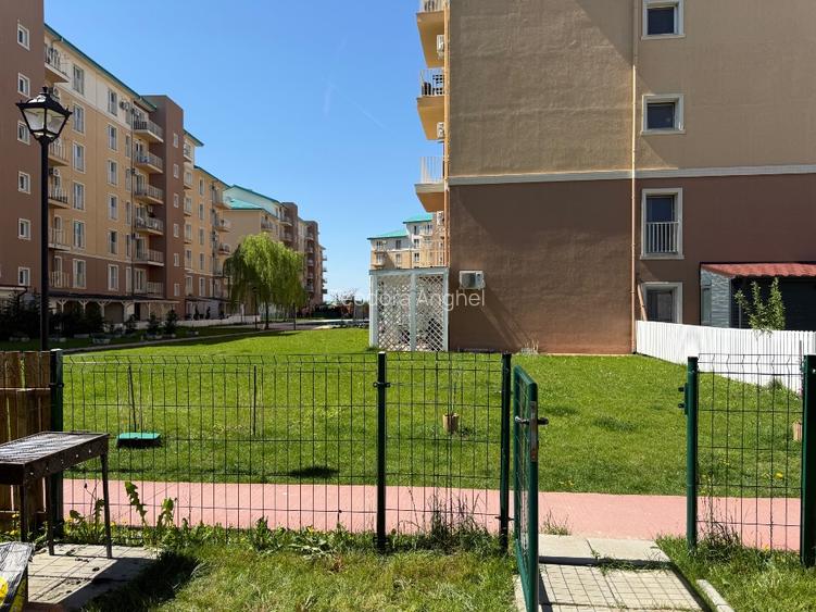 Apartament cu TERASA de 100 mp, GRĂDINA de 100 mp și vedere la PISCINA - 4