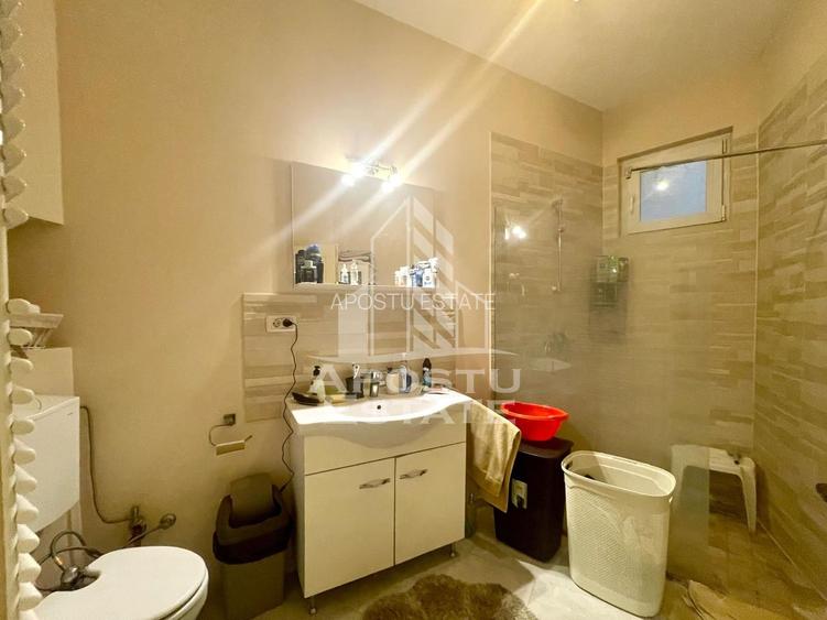 Casa cu 2 apartamente – zona Piata Catedralei - 26