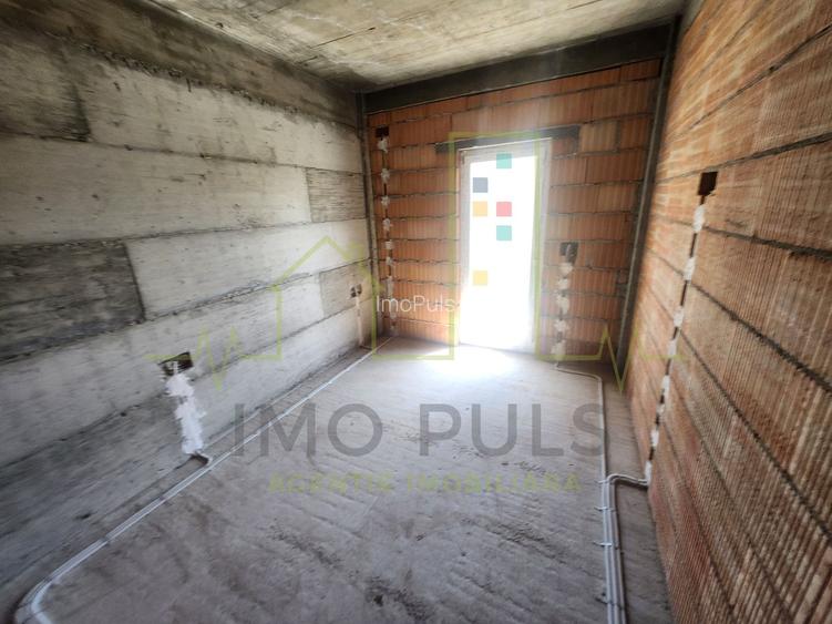 3 Camere. 2 Bai. Bloc nou. Langa Esso. - 6