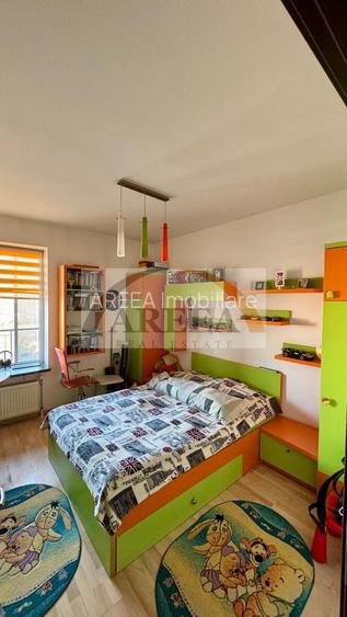 De vanzare - 3 camere decomandat etaj 4 - Splaiul Unirii - 9