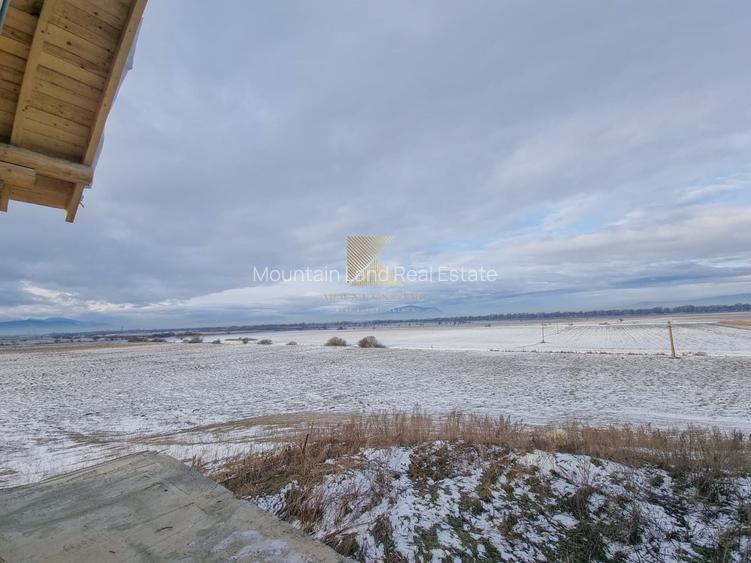 Cabana din bușteni la rosu pe teren 722 mp, Bod COMISION 0 - 18