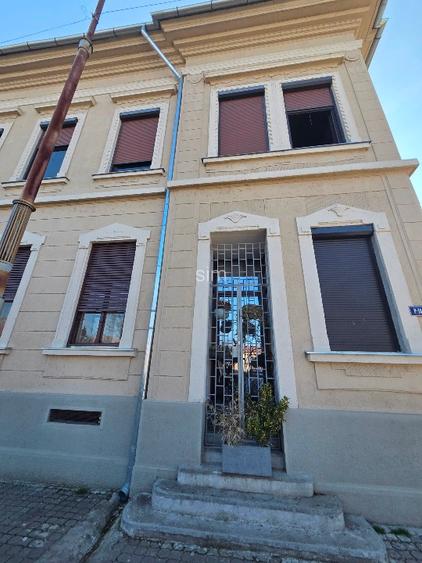 Apartament la casa 4 camere in centru - 11