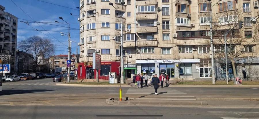 Unirii-Coposu -175 mp- 1.200.000  euro vanzare - 7000 euro  chiria lunara - 3