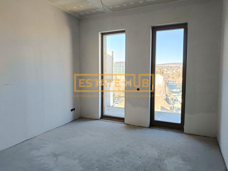 3 camere Clinicilor | terasa 30 mp| vedere spre Parcul Central | Comision 0% - 9