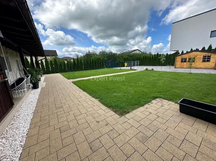 Casa 5 camere - 2 bai - 922 mp teren - garaj - Selimbar - 14