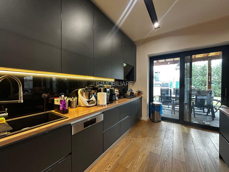 Casa Vila Otopeni Odai central De Vanzare, 5 camere - 13