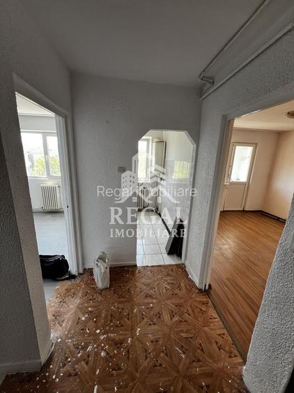 Apartament 2 camere decomandat – Micro 7 | Etaj 2 | Balcon | Panoramă - 6