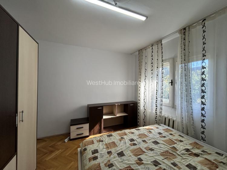 Apartament 2 camere, decomandat, etaj 4, zona Soarelui - 3